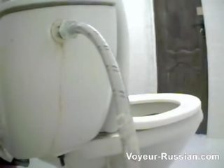 Voyeur-russian toaleta 110521